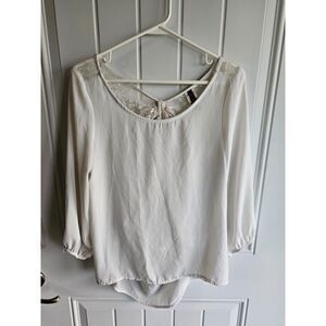 Women's blouse